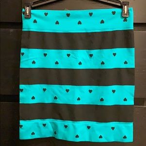 MATERIAL GIRL S TEAL/ BLACK HEART BODYCON SKIRT.